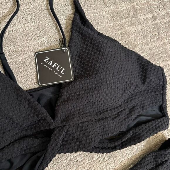 Zaful Black Texured Two Piece High Cut Bikini XL NWT - Picture 4 of 7